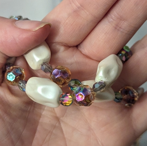 Vintage double strand pearl and iridescent glass necklace - Picture 5 of 5